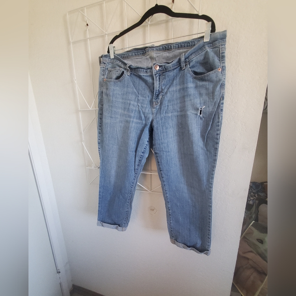OLD NAVY Light Blue Distressed Cropped Women's Jeans #1